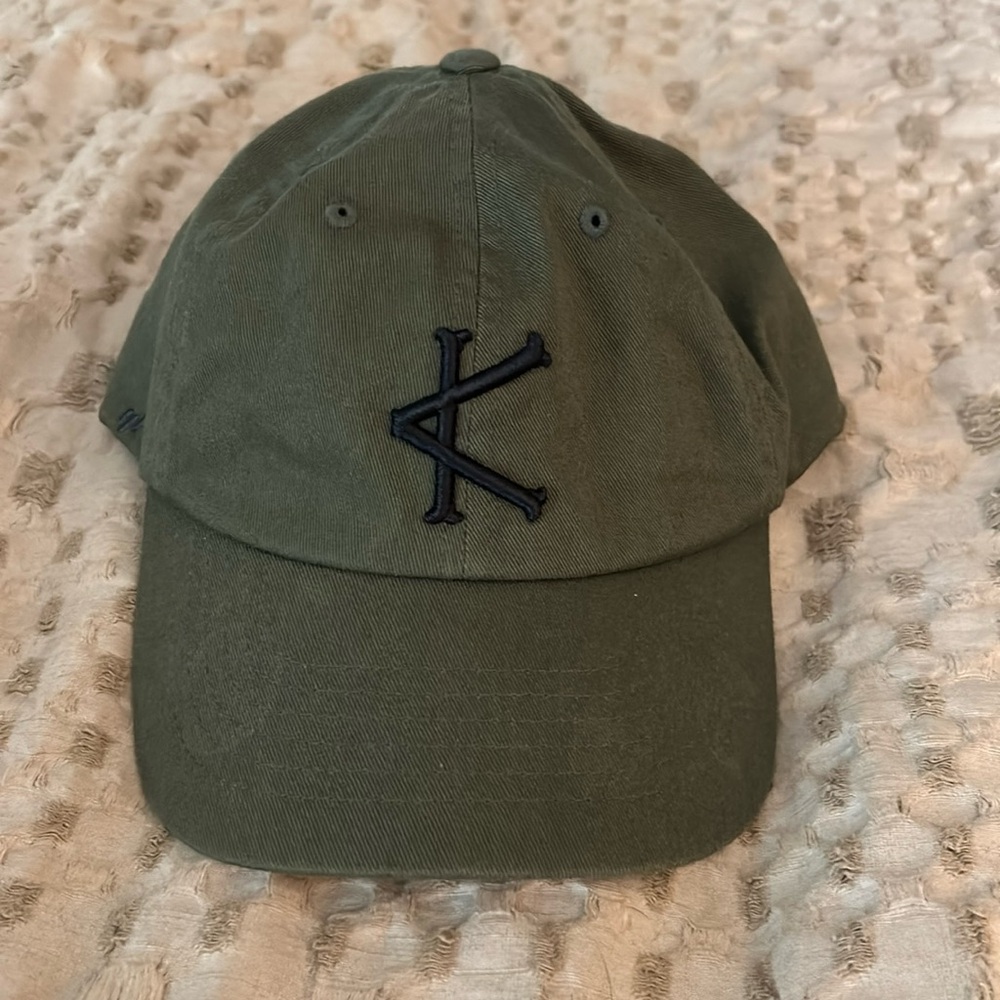 Caffeine and Kilos Hat